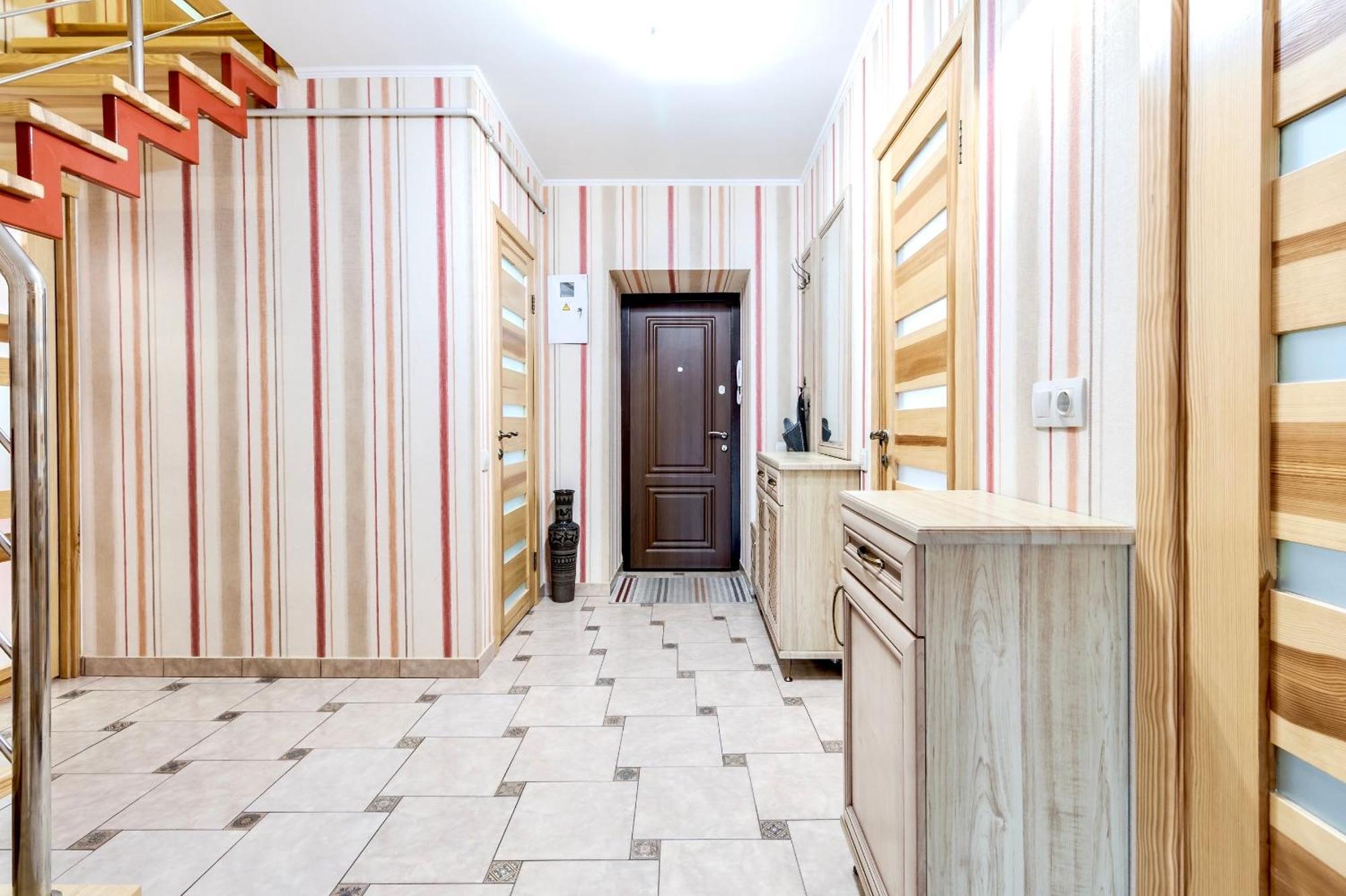 Grand Apartments On Rynok Square Lviv Exterior foto