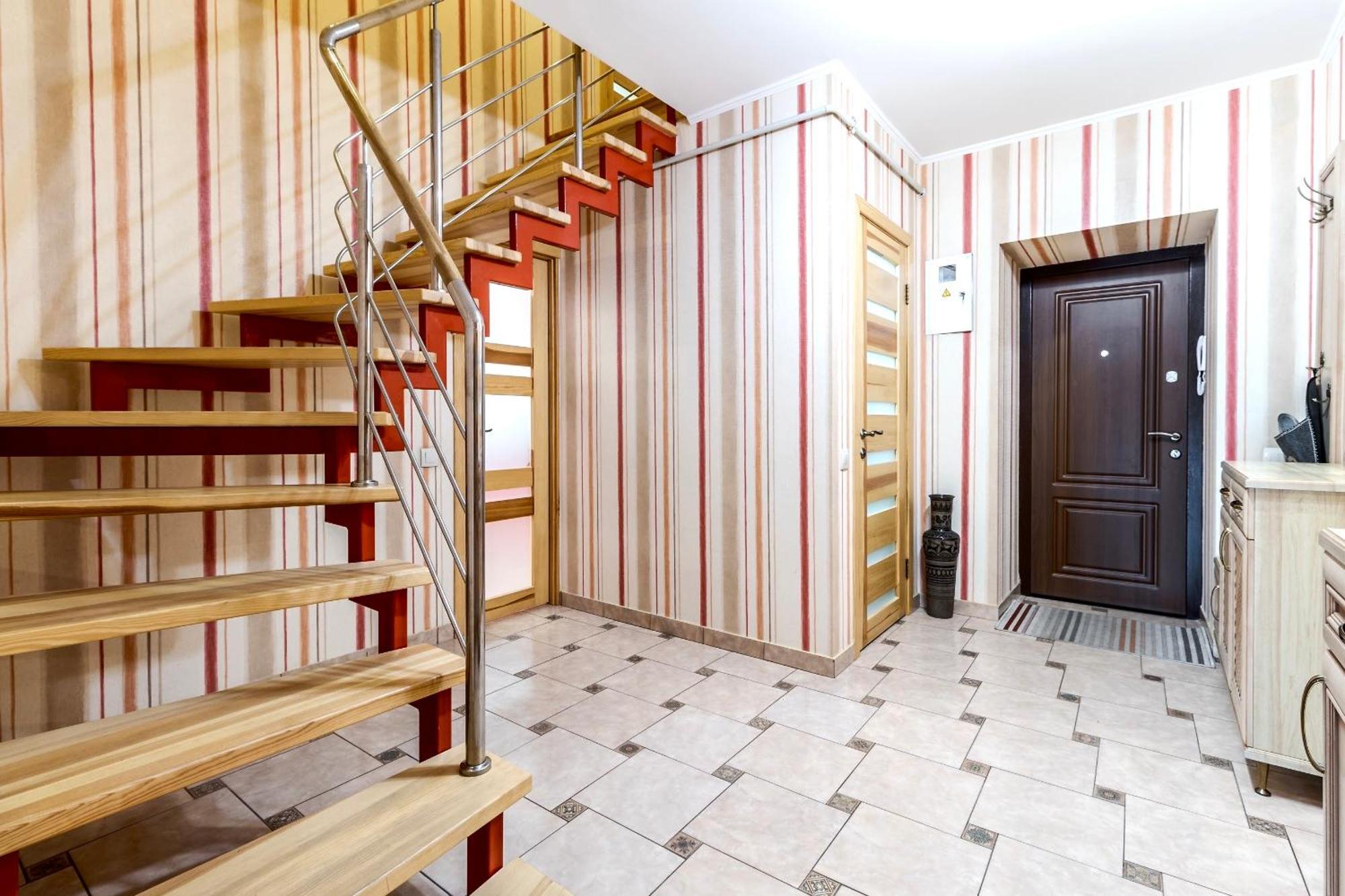 Grand Apartments On Rynok Square Lviv Exterior foto